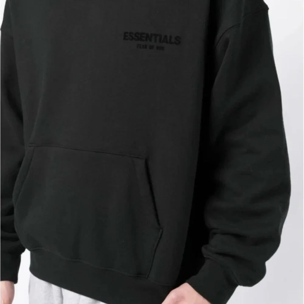 Fear of God Essentials - Picture 6 of 7